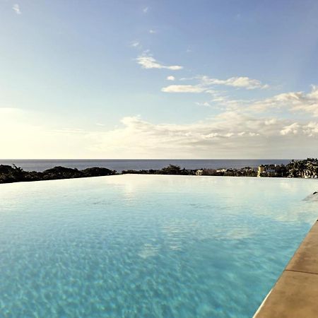 Appartement Luxury Penthouse With Infinity Pool & Stunning Sea View à Flic-en-Flacq Extérieur photo